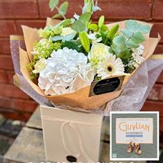 Valentine's Day Neutral Bouquet With Chocolates